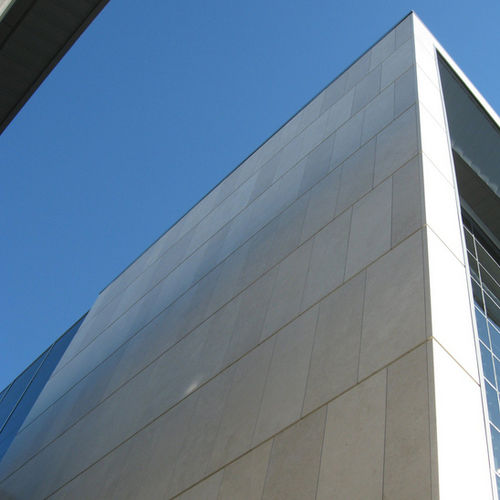 Rivestimento di facciata in pannelli - STONELITE® : BETHEL WHITE - Stone panels - in granito / di lunga durata / liscio