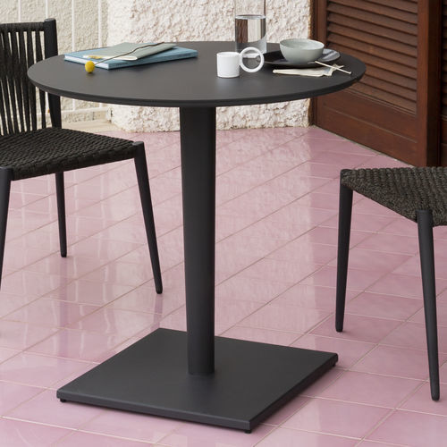 Tavolo contemporaneo - Luce  - Unopiù - in alluminio / con supporto in alluminio / rotondo