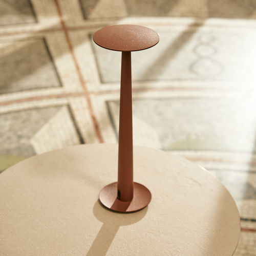 Lampada da tavolo - PORTOFINO - Unopiù - in alluminio / contemporanea / ricaricabile