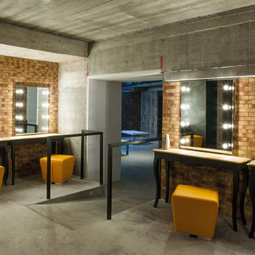 Specchio a muro - DOT DOT - GEKIPS - contract / contemporaneo / rettangolare