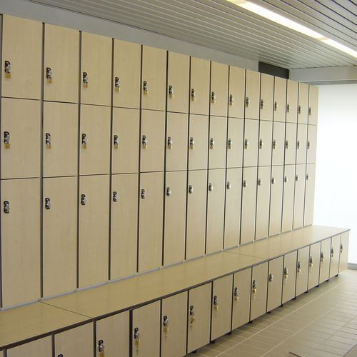 Armadietto spogliatoio in HPL - FENOLA / sur mesure  - GEKIPS - RFID / a combinazione / a scheda