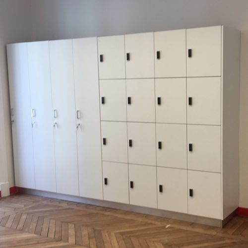 Armadietto spogliatoio in legno - ATELIER : ANB01 - GEKIPS - contract / per ambienti umidi