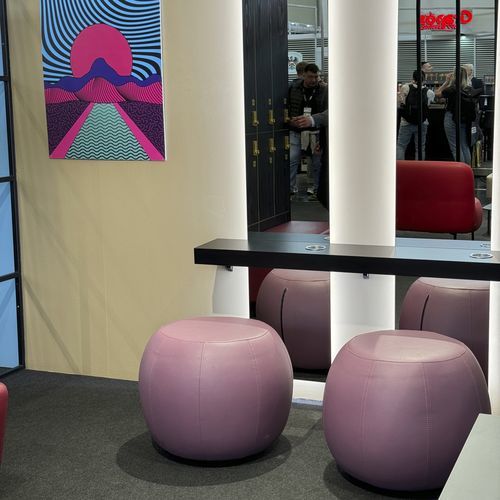 Pouf contemporaneo - BINGO - GEKIPS - in ecopelle / tondo / per edifici pubblici
