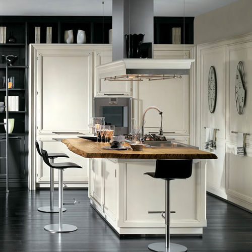 Cucina classica - LIVING - L'OTTOCENTO - in legno laccato / con isola / con impugnature