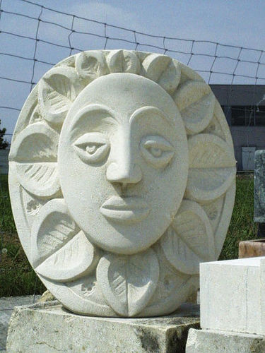 Scultura in pietra - Sole - stonebreakers - fatta a mano / bianca / arte figurativa
