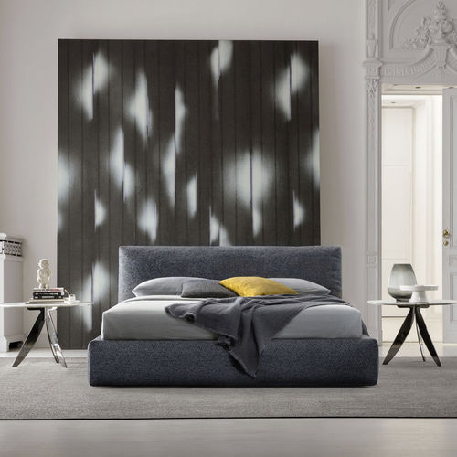 Letto matrimoniale - SOHO - BERTO - contemporaneo / imbottito / con testiera