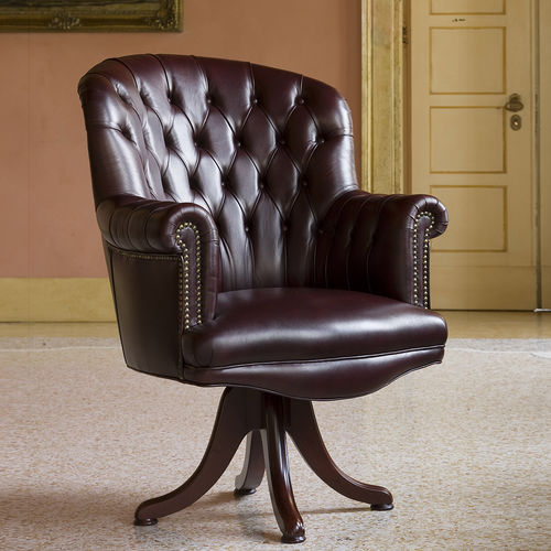Poltrona visitatore chesterfield - PROFESSIONAL - BERTO - in pelle / in legno / contract