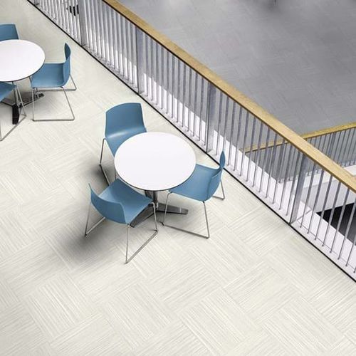 Pavimento in vinile - CIRRO : LINEAR CHALK  - Amtico International - da interno / residenziale / professionale