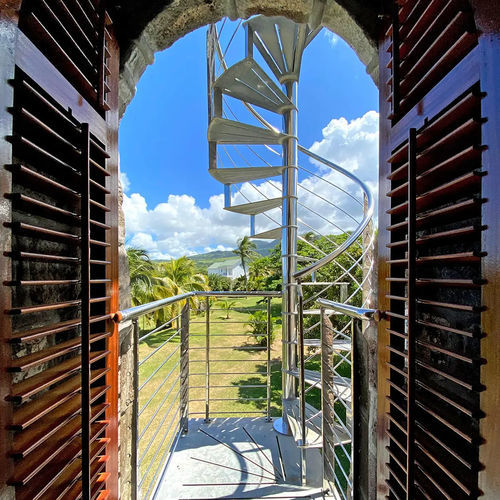 Scala a chiocciola - Marretti - con gradini in legno / con gradini in vetro / con gradini in acciaio inox