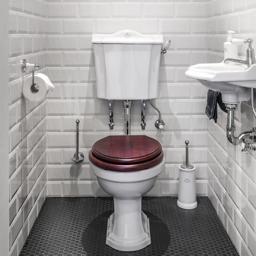 WC da appoggio - LON.TLC - Kenny&Mason - in porcellana / per uso residenziale / contract