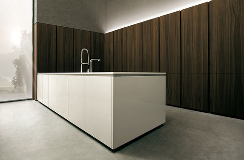 Cucina contemporanea - 04 - MK CUCINE - in legno / in Corian® / con isola