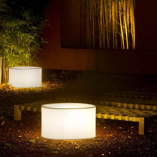 Lampada da pavimento - PRANDINA - in metallo verniciato / in polietilene / contemporanea