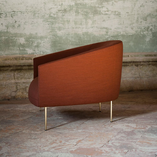 Poltrona contemporanea - ROMA - Tacchini - in tessuto / marrone