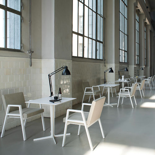 Sedia contemporanea - BABELA - Tacchini - da interno / in tessuto / con supporto in legno