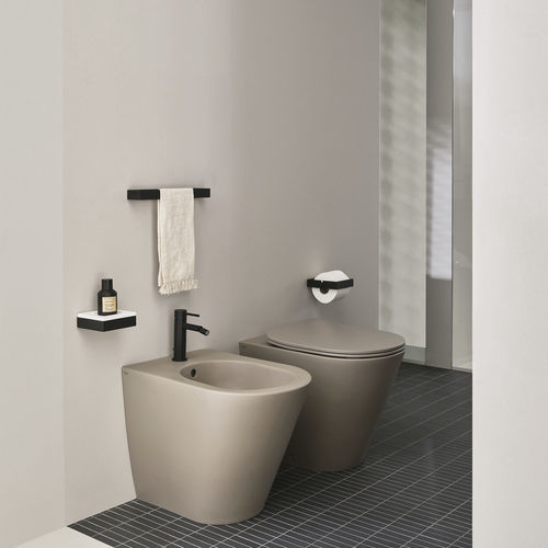 WC da appoggio - MARE - MRVAK - AVENA - Ceramica Cielo - filomuro / in ceramica / di Matteo Thun & Antonio Rodriguez