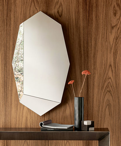 Specchio a muro - PRISMA  - Riflessi - contemporaneo / ottagonale / aspetto bronzo