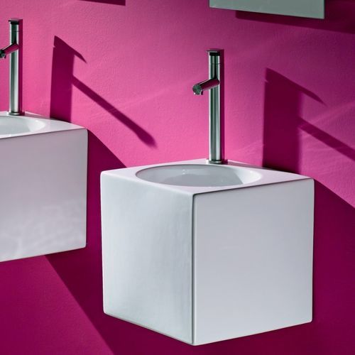 Lavandino sospeso - L310 - A. e T. ITALIA - cubo / in ceramica