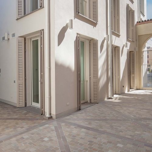 Persiana fissa - FIRENZE - METRA Building - a ghigliottina / in legno / in metallo