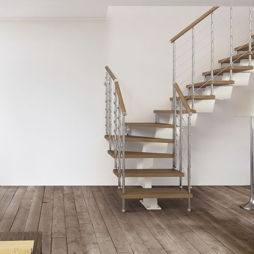 Scala a L - GENIUS : 060  - FONTANOT - ALBINI & FONTANOT - con gradini in legno / con struttura in acciaio / contemporanea