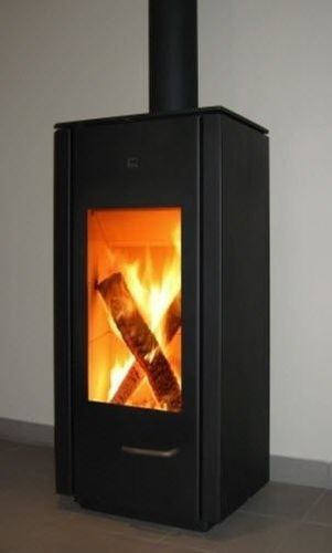 Stufa a legna - TRENTO QUATRO - M-Design - 8 kW / contemporanea / in acciaio