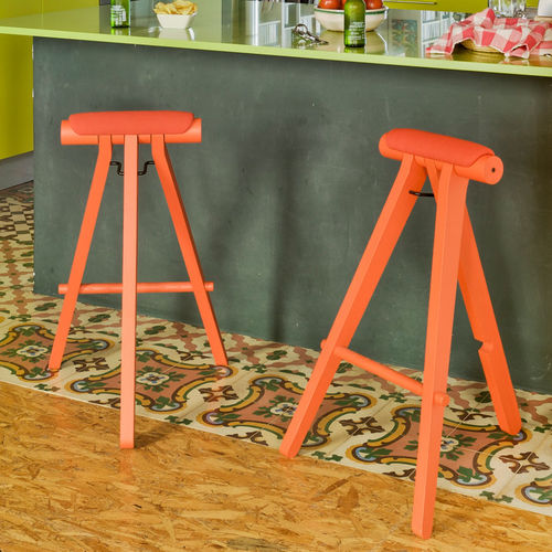 Sgabello da bar classico - PERIGALLO  - SANCAL - con supporto in frassino / imbottito / con poggiapiedi