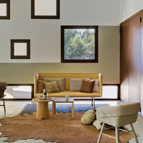 Divanetto imbottito contemporaneo - REW - SANCAL - in tessuto / con schienale / con braccioli