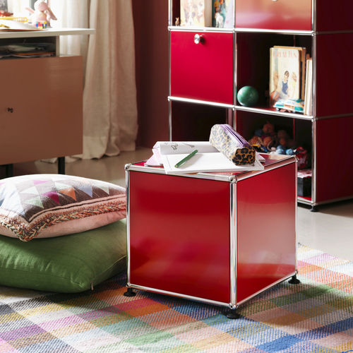 Tavolo d'appoggio contemporaneo - USM Haller - USM Modular Furniture - in metallo / con supporto in metallo / quadrato