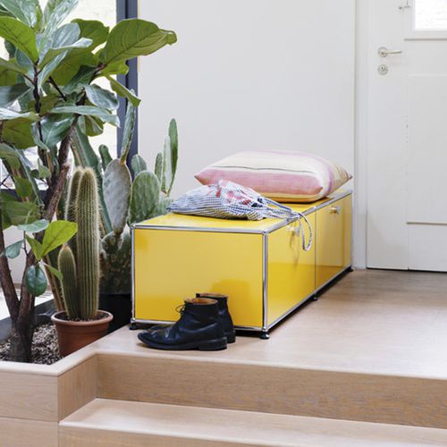 Scarpiera contemporanea - USM Haller - USM Modular Furniture - autoportante / in metallo / per uso residenziale