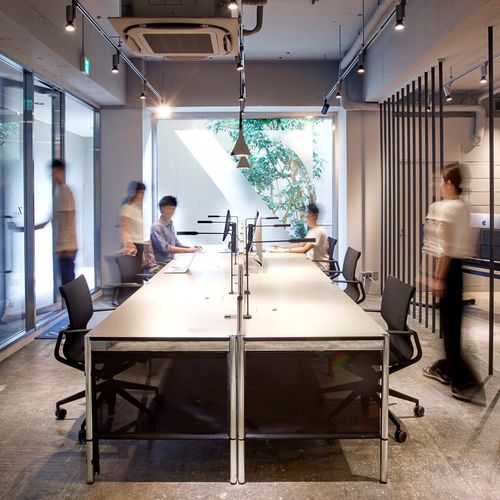 Scrivania per open space - USM Haller - USM Modular Furniture - da terra / contemporanea / in MDF