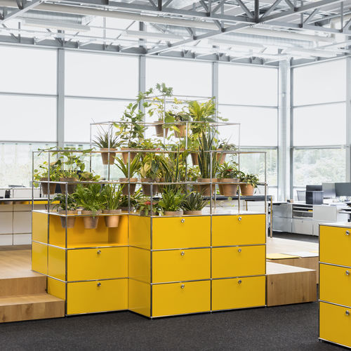 Armadio di stoccaggio contract - World of Plants for USM Haller - USM Modular Furniture