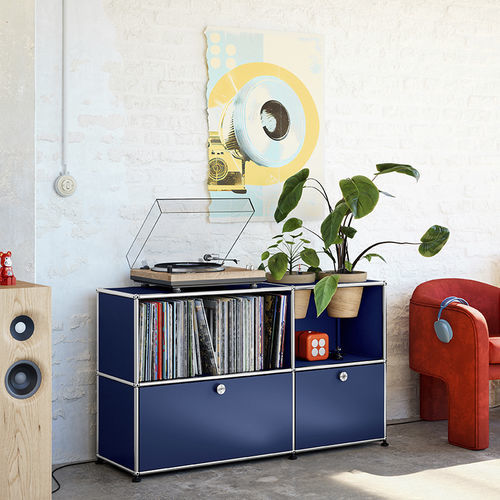 Mobile multimediale contemporaneo - USM Haller - USM Modular Furniture - con ripiani / 2 porte / modulare