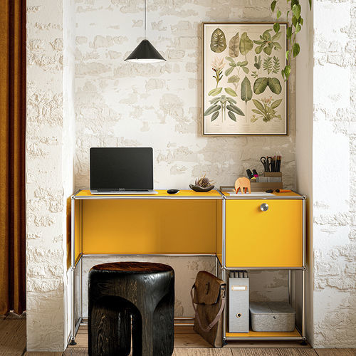 Scrivania da terra - USM Haller - USM Modular Furniture - contemporanea / in metallo / dritta