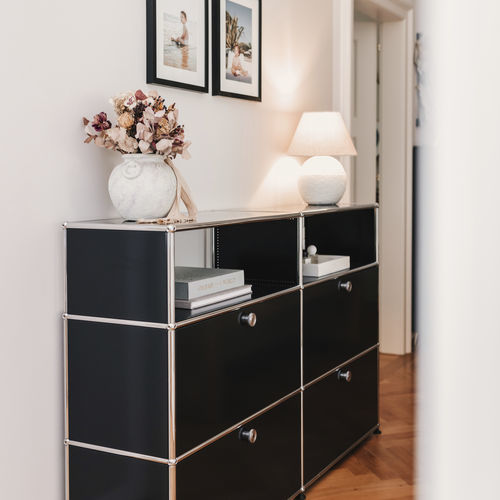 Credenza alta - USM Haller - USM Modular Furniture - contemporanea / in metallo / con ripiano