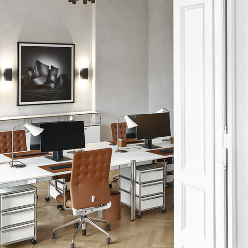 Cassettiera per ufficio in MDF - USM Haller - USM Modular Furniture - in metallo / 3 cassetti / con rotelle