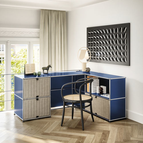 Scrivania da terra - USM Haller Soft Panel – Taupe - USM Modular Furniture - contemporanea / in metallo / in materiale riciclato