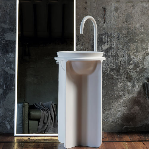 Lavabo a pavimento - CONTROSTAMPO - FALPER - in Cristalplant® / rotondo / senza foro