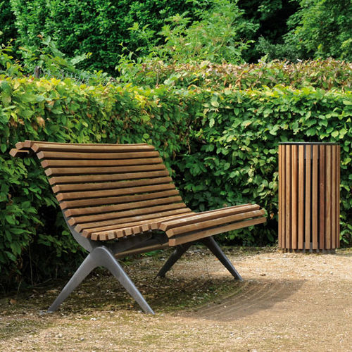 Panca da giardino contemporanea - ROME - AREA - in legno / in metallo / con schienale