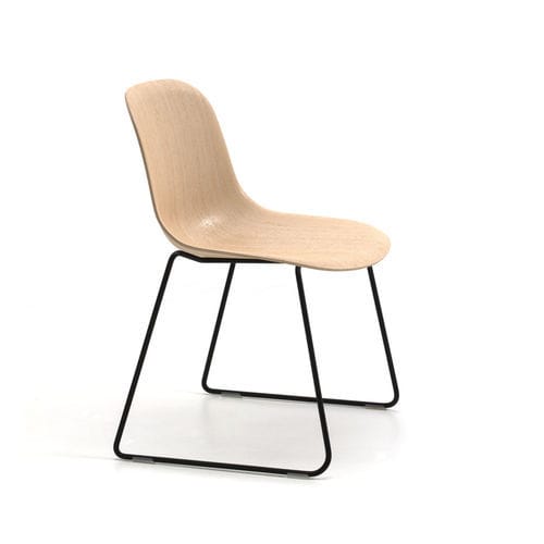 Sedia contemporanea - Máni SL - arrmet - da interno / in frassino / con supporto in acciaio