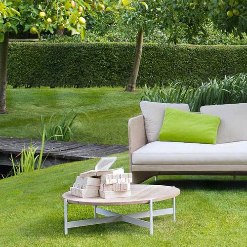 Tavolo d'appoggio contemporaneo - HERON - PAOLA LENTI - in acciaio / in marmo / rotondo