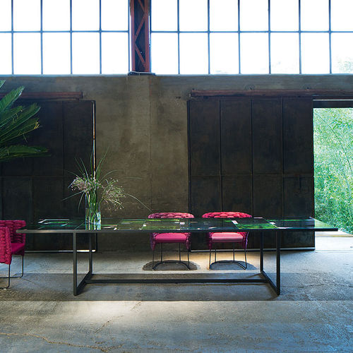 Tavolo da pranzo contemporaneo - SCIARA - PAOLA LENTI - in alluminio / in pietra / rettangolare