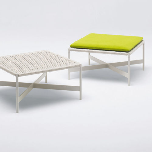 Sgabello contemporaneo - HERON - PAOLA LENTI - in poliestere / in corda / con supporto in acciaio
