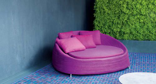 Dormeuse contemporanea - AFRA - PAOLA LENTI - in schiuma di poliuretano / con supporto in acciaio inossidabile / da giardino