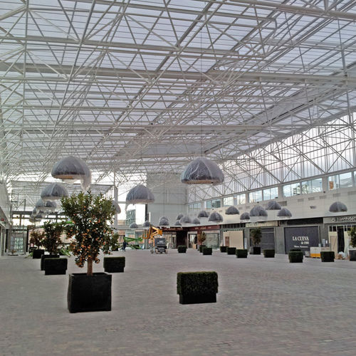 Carpenteria metallica da tetto - CENTRO COMERCIAL SERRALLO - Lanik