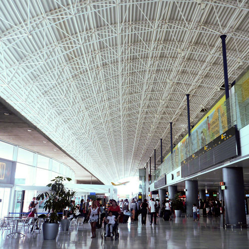 Carpenteria metallica da tetto - AMPLIACIÓN AEROPUERTO DE FUERTEVENTURA - Lanik