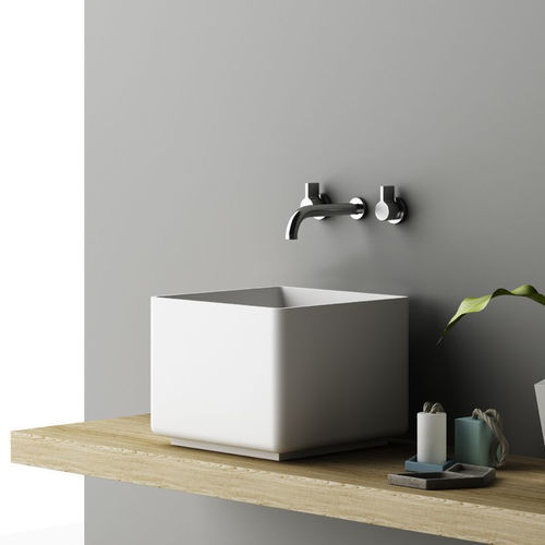 Lavabo da appoggio - TRIADE 3 - PLANIT - in Corian® / su misura / quadrato