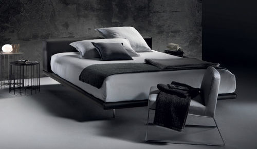 Letto matrimoniale - WALLY - Nuova Linea Valentini - contemporaneo / con testiera imbottita / in tessuto