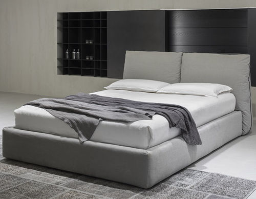 Letto matrimoniale - WALL - Nuova Linea Valentini - contemporaneo / imbottito / con testiera imbottita