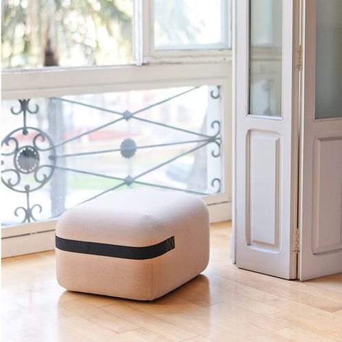 Pouf contemporaneo - SEASON - Viccarbe - in tessuto / in pelle / in legno massiccio