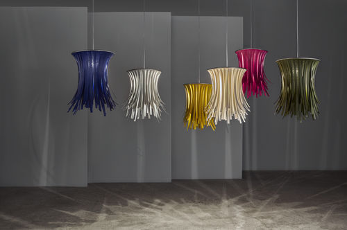 Lampada a sospensione - BETY ECO - a emotional light - in composito / contemporanea / con cavo