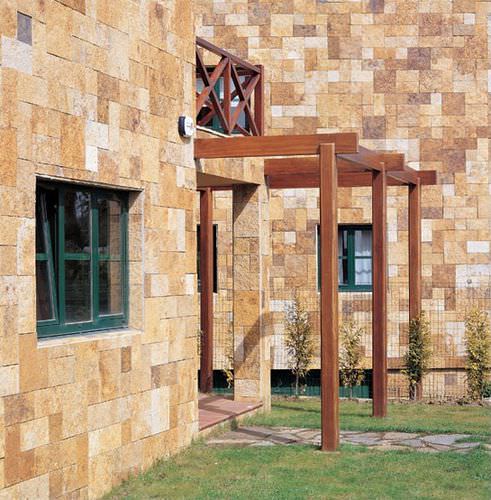 Rivestimento di facciata in mattoni - MORISCA - Theis-Böger Schiefer-Pizarras - in pietra naturale / testurizzato